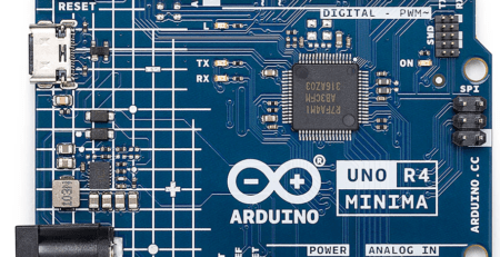 Arduino UNO R4 Minima 開發板