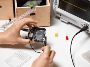 Arduino UNO R4 WiFi 開發板 2
