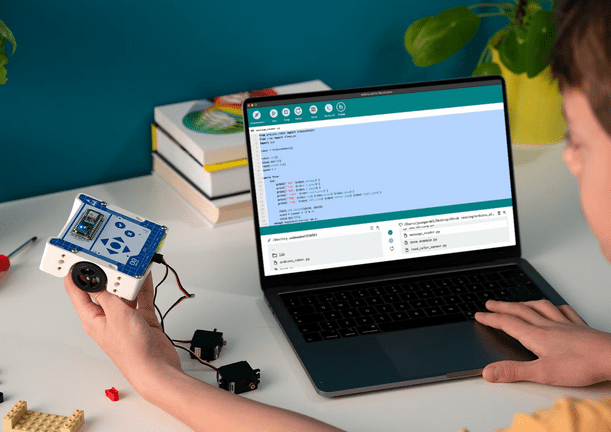 Arduino Alvik 多功能機器人汽車