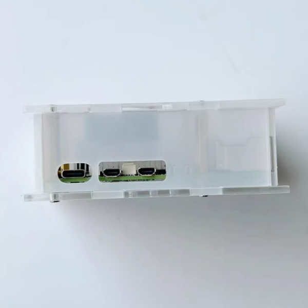 完整埠口存取： 所有 USB、雙 Micro HDMI、網路孔、電源孔