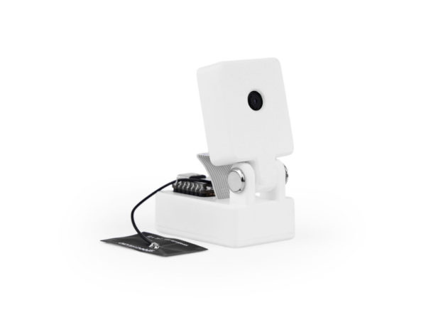 2-104990982-xiao-vision-ai-camera
