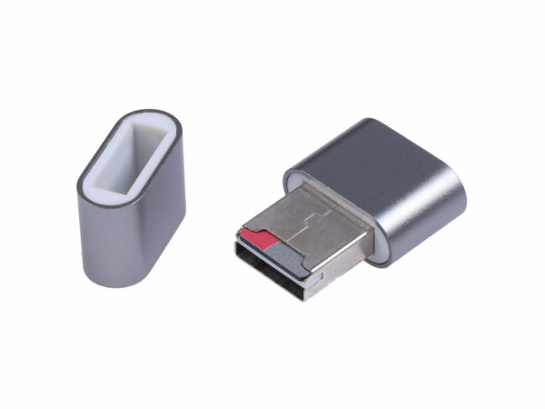 8-110991944-micro-sd-card-tool-kit-feature_2
