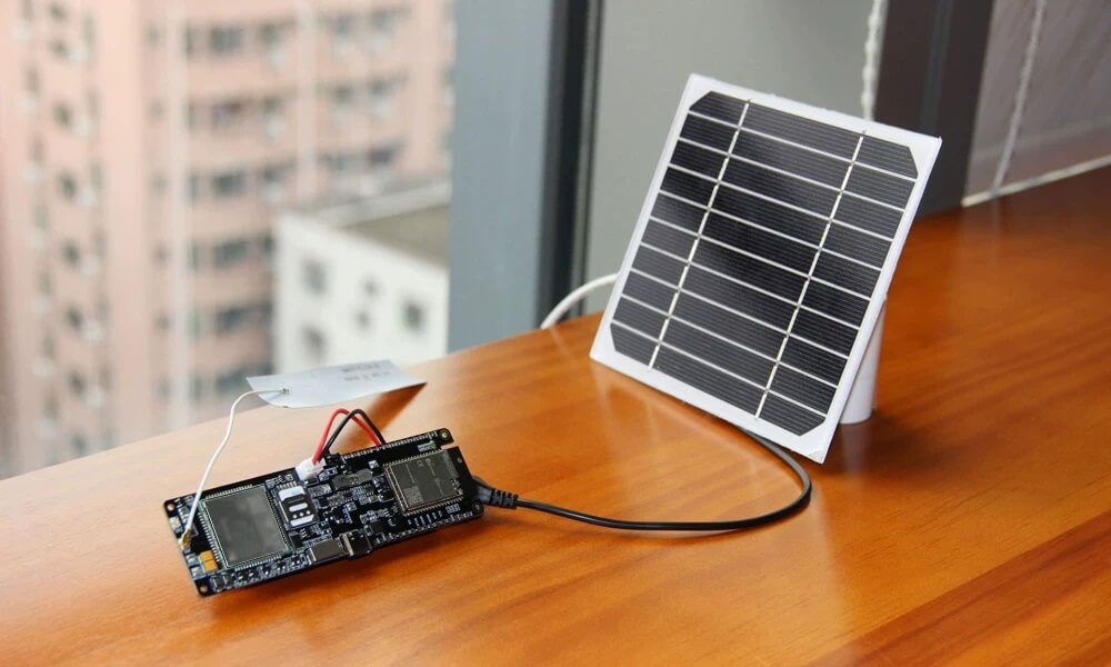 LILYGO® T-SIM7600G-H R2 開發板 | ESP32-WROVER-B (16MB Q387) 4G LTE Cat4 全球版 GNSS 定位 太陽能供電
