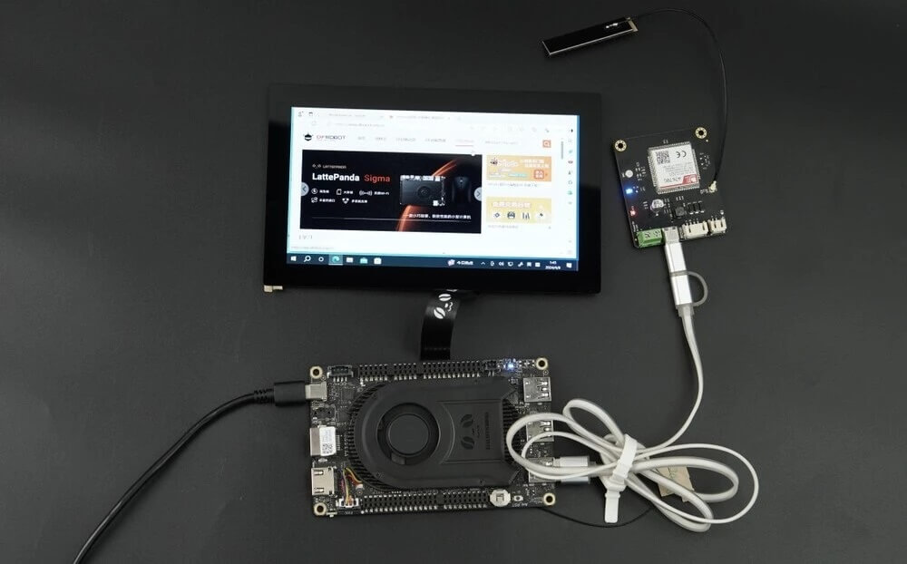 DFRobot Gravity: A7670G 全球通 4G Cat1 IoT 通訊模組 (相容 Arduino / LattePanda) 連接示範